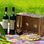 Glamping Frog Farm * Foz do Sousa