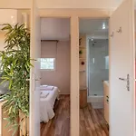 Glamping Frog Farm
