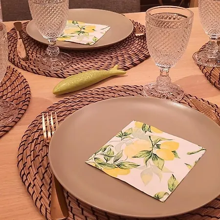 Glamping Frog Farm *