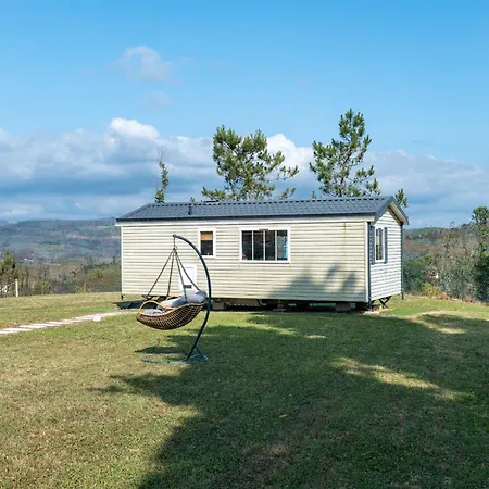 Glamping Frog Farm Prázdninový dům Foz do Sousa