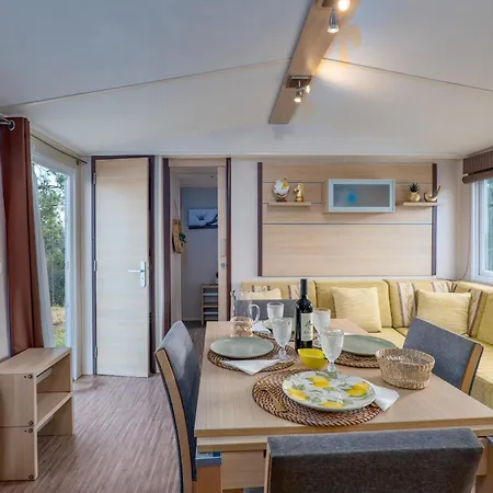 Glamping Frog Farm Dom wakacyjny Foz do Sousa