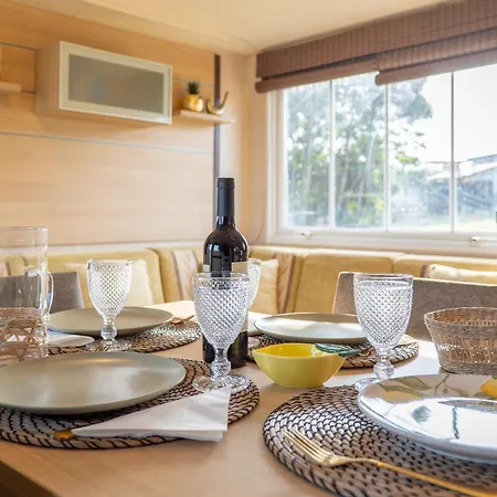 Glamping Frog Farm * Foz do Sousa