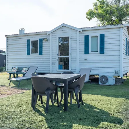 Feriehus Glamping Frog Farm *