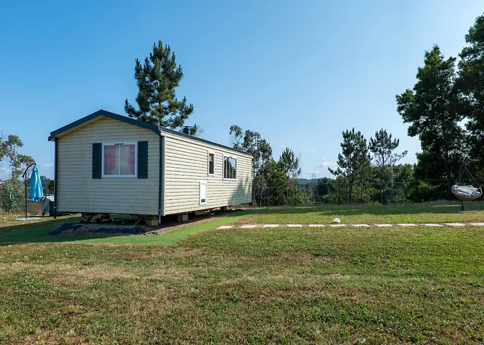 Glamping Frog Farm * Foz do Sousa