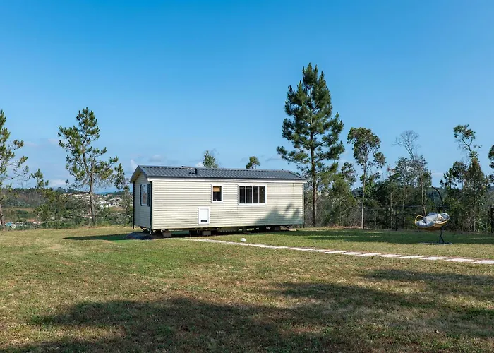 Glamping Frog Farm *