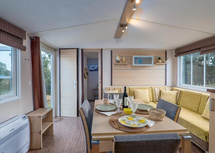 Glamping Frog Farm Σπίτι διακοπών Foz do Sousa