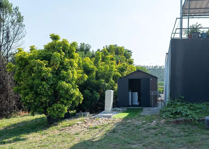 Glamping Frog Farm Hébergement de vacances Foz do Sousa